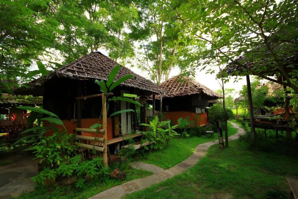 Khun Nai Tern Sai Hotel (Adults Only) Pai Buitenkant foto